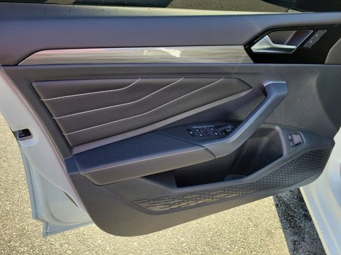 Certified 2023 Volkswagen Jetta SEL image 36