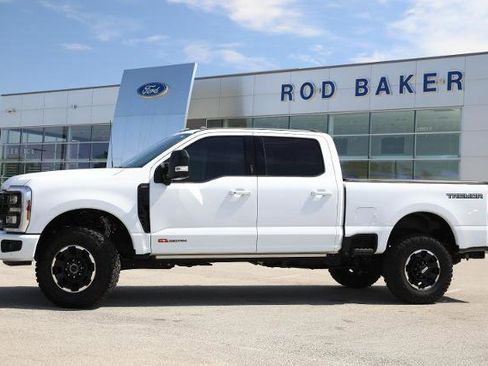 Certified 2025 Ford F350 Lariat w/ Lariat Ultimate Package AWD/4WD image 3