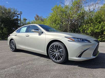 New 2025 Lexus ES 350 w/ Premium Package