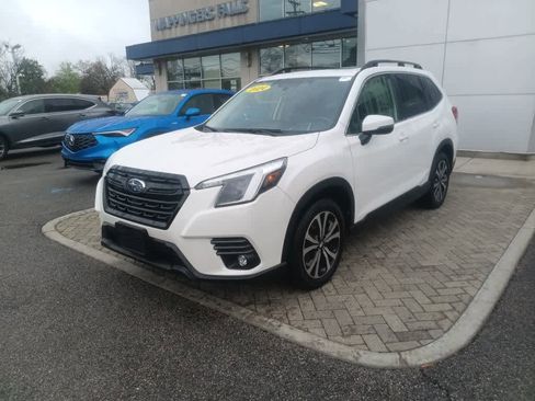 Used 2024 Subaru Forester Limited AWD/4WD image 2