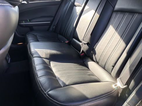 Used 2023 Chrysler 300 S image 22