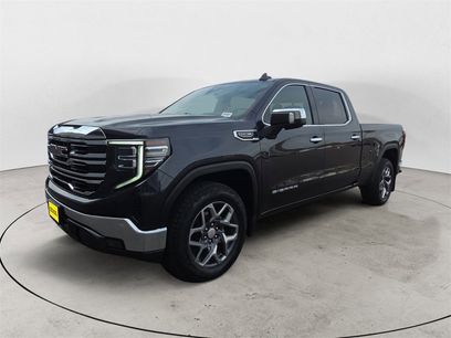 Certified 2022 GMC Sierra 1500 SLT w/ SLT Convenience Package