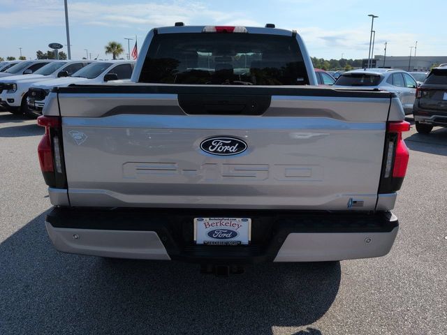 Used 2025 Ford F150 Lightning Flash AWD/4WD image 5