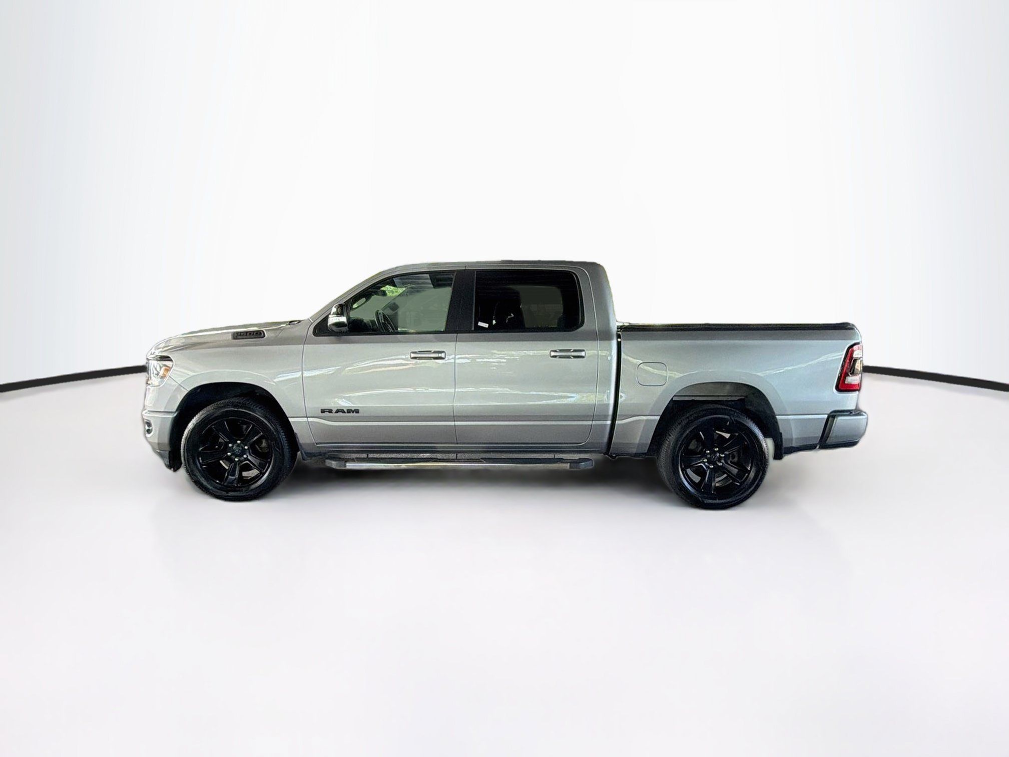 Used 2020 RAM 1500 Big Horn AWD/4WD image 4