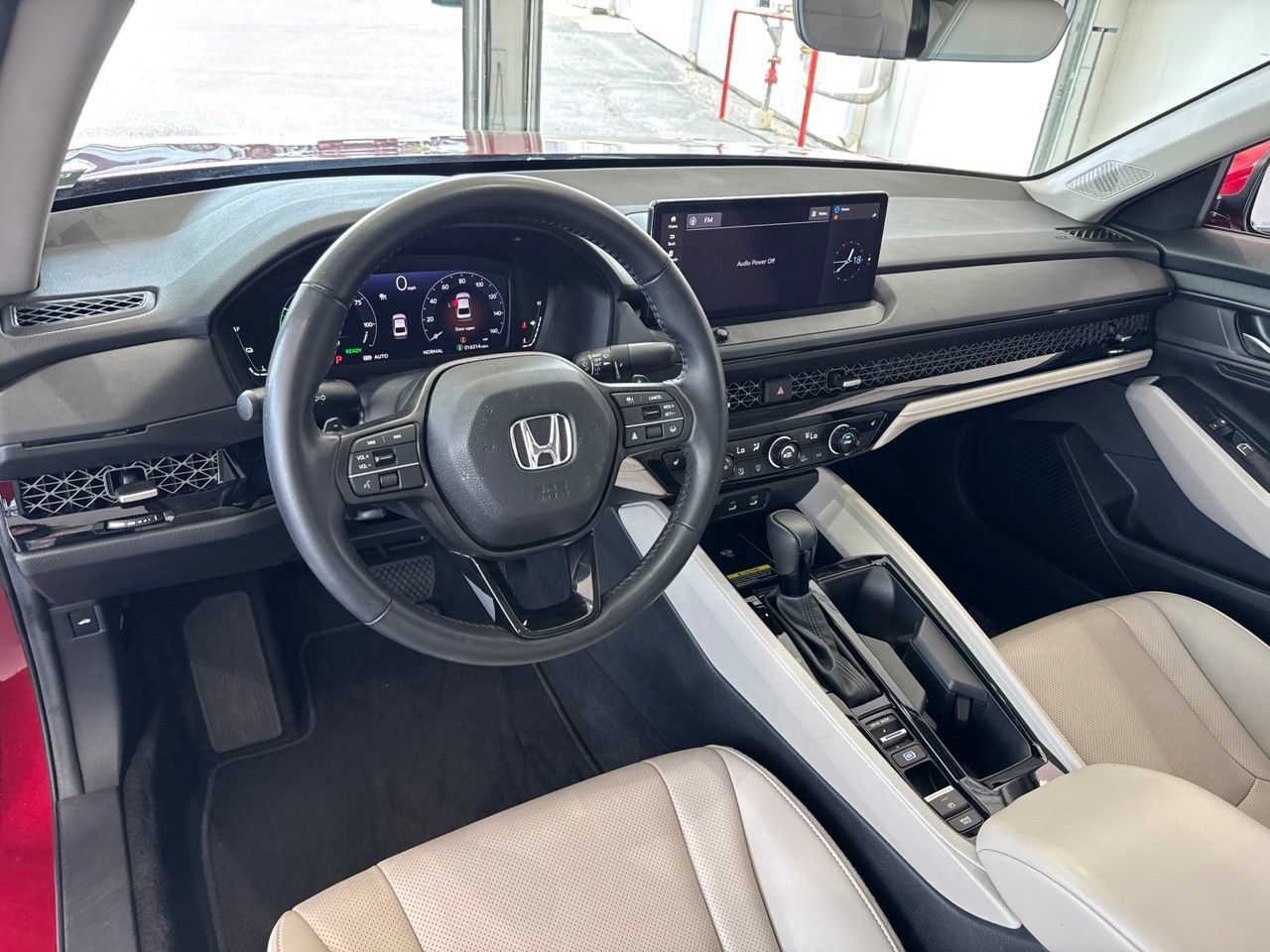 Used 2025 Honda Accord EX-L image 16