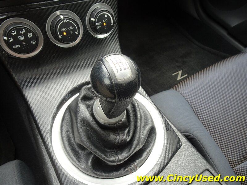 Used 2005 Nissan 350Z Enthusiast RWD image 17