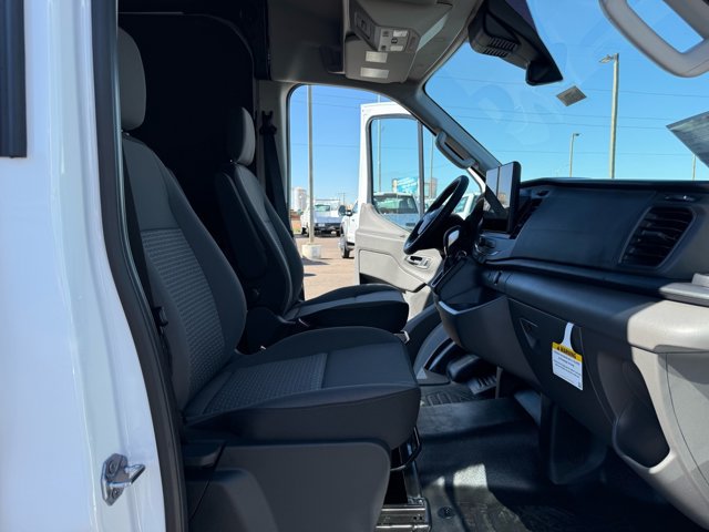 New 2027 Ford Transit 250 148 Medium Roof w/ Load Area Protection Package RWD image 15
