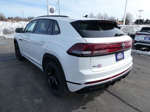 New 2026 Volkswagen Atlas Cross Sport SEL R-Line AWD/4WD image 23