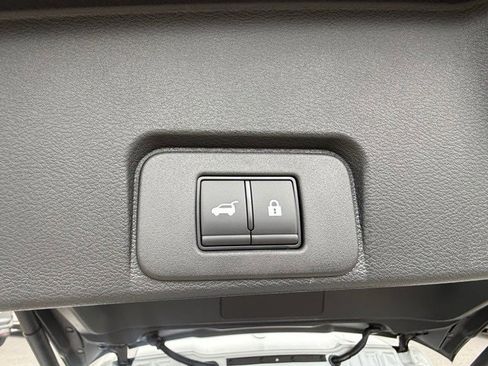 New 2026 Nissan Rogue SV w/ SV Premium Package image 18