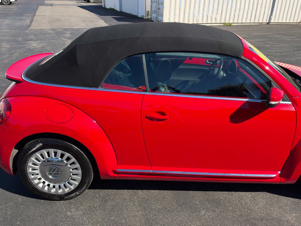 Used 2015 Volkswagen Beetle 1.8T FWD image 19