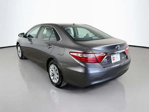 Used 2017 Toyota Camry LE FWD image 8