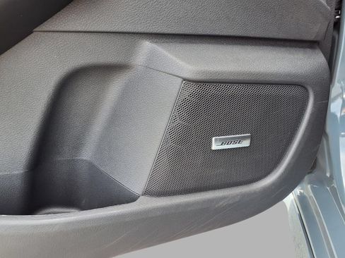 Used 2025 Nissan Sentra SR w/ SR Premium Package FWD image 19