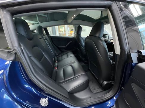 Used 2023 Tesla Model 3 Standard Range RWD image 22
