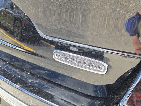 Certified 2023 Jeep Grand Cherokee Overland w/ Luxury Tech Group IV AWD/4WD image 7