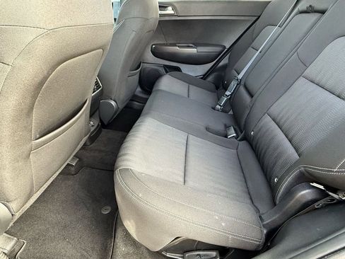 Used 2019 Kia Sportage LX image 12