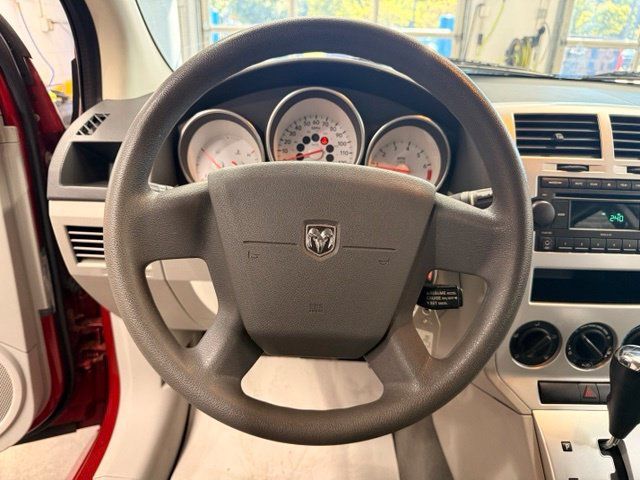 Used 2007 Dodge Caliber SXT FWD image 11