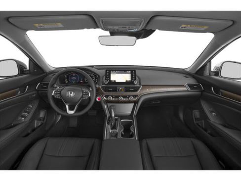 Used 2018 Honda Accord Touring image 8