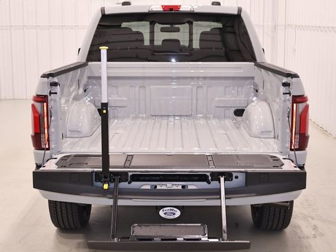 New 2026 Ford F150 Platinum AWD/4WD image 39