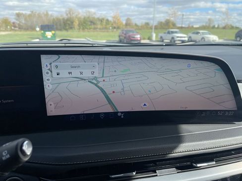 Certified 2025 Cadillac XT4 Premium Luxury image 28