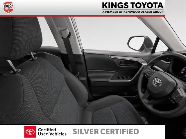 Certified 2019 Toyota RAV4 LE w/ Carpet Mat Package FWD image 13
