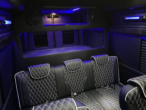 Used 2024 Mercedes-Benz Sprinter 3500 image 23