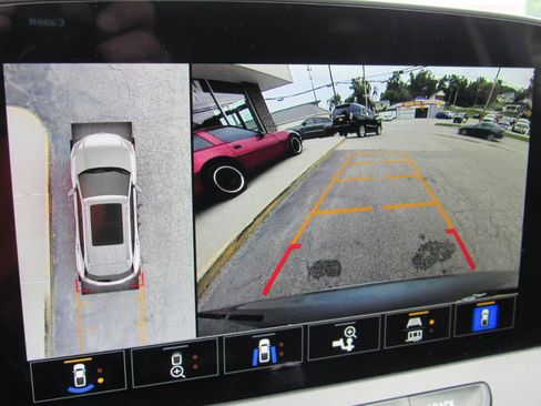 Used 2025 Chevrolet Blazer LT w/ Sound & Technology Package AWD/4WD image 28