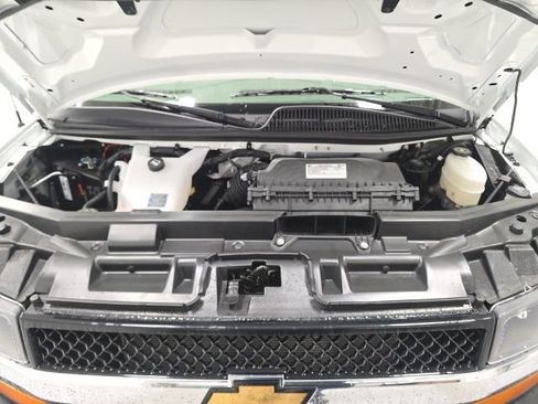 New 2026 Chevrolet Express 3500 w/ Power Convenience Package RWD image 24