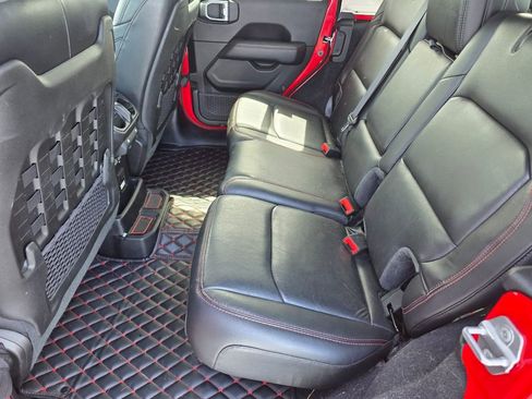 Used 2020 Jeep Wrangler Unlimited Rubicon AWD/4WD image 13