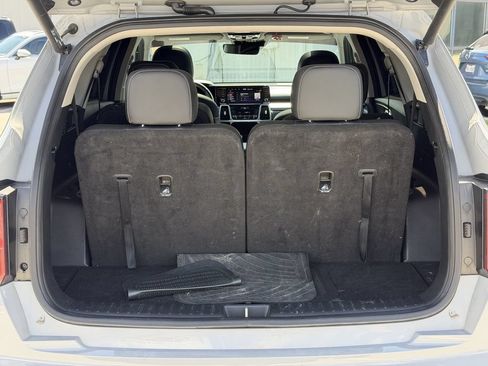 Used 2023 Kia Sorento SX FWD image 22