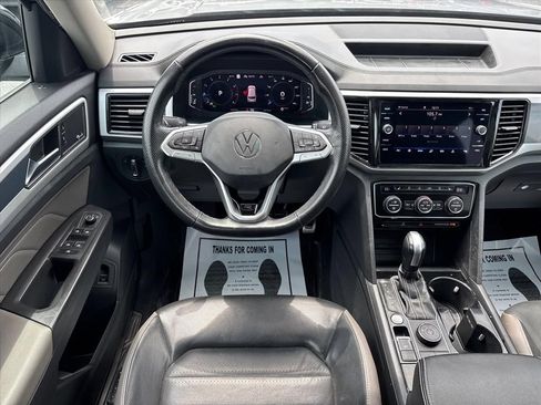 Used 2023 Volkswagen Atlas SEL R-Line AWD/4WD image 23