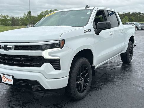 New 2026 Chevrolet Silverado 1500 RST w/ Dark Appearance Package AWD/4WD image 3