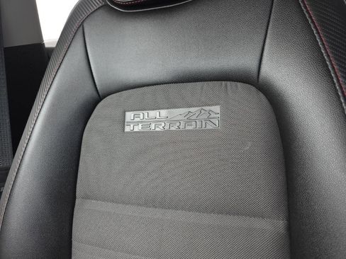 Used 2015 GMC Canyon SLE AWD/4WD image 25