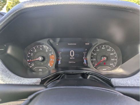 Used 2024 Jeep Compass Latitude image 22