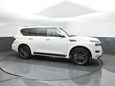 Used 2023 Nissan Armada Platinum w/ Captain's Chairs Package image 26