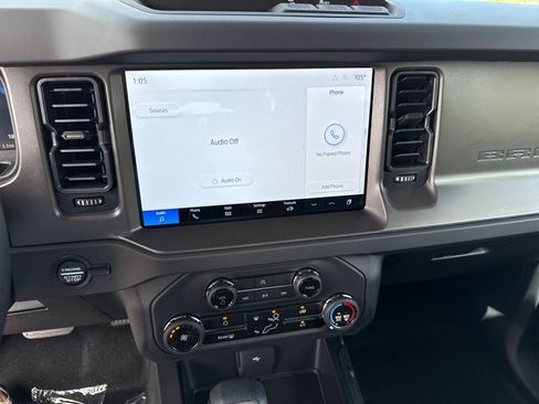 New 2025 Ford Bronco 2-Door image 9