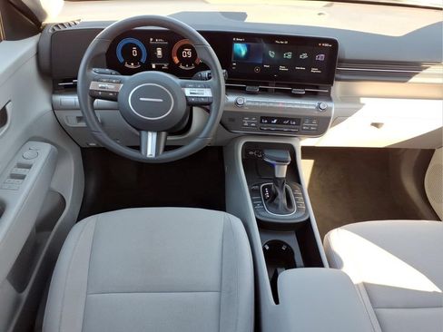 Used 2026 Hyundai Kona SEL Sport FWD image 9
