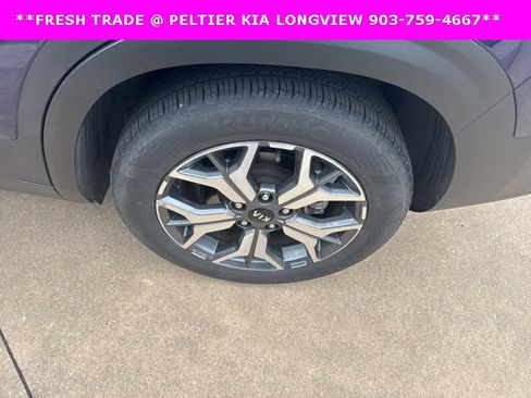 Certified 2021 Kia Seltos EX image 9