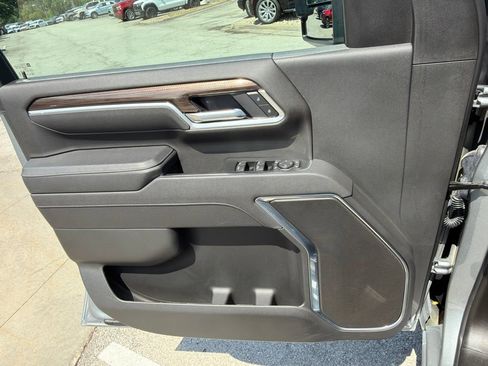 Used 2026 Chevrolet Silverado 2500 LT w/ Trail Boss Package AWD/4WD image 37