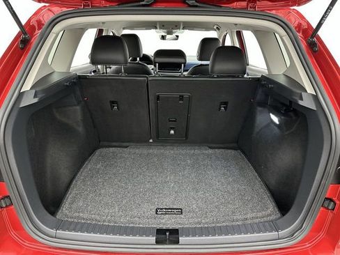 Used 2024 Volkswagen Taos SE image 23