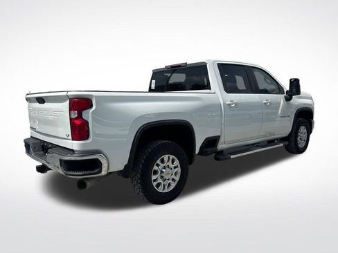 Used 2024 Chevrolet Silverado 2500 LT AWD/4WD image 6