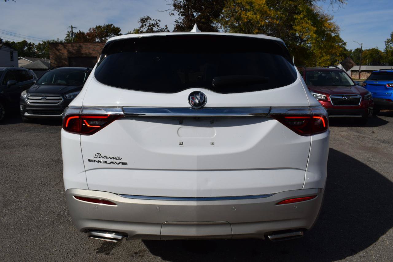 Used 2023 Buick Enclave Essence w/ Experience Buick Package FWD image 7