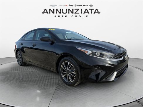 Certified 2023 Kia Forte LXS image 7