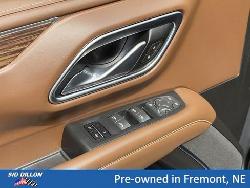 Used 2021 Chevrolet Tahoe High Country AWD/4WD image 15