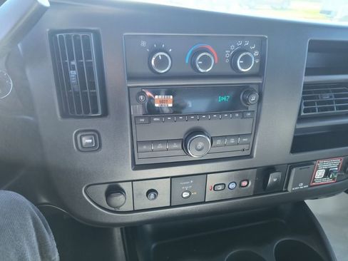 New 2026 Chevrolet Express 4500 w/ Power Convenience Package RWD image 24