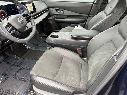 Used 2024 Nissan Ariya AWD image 12