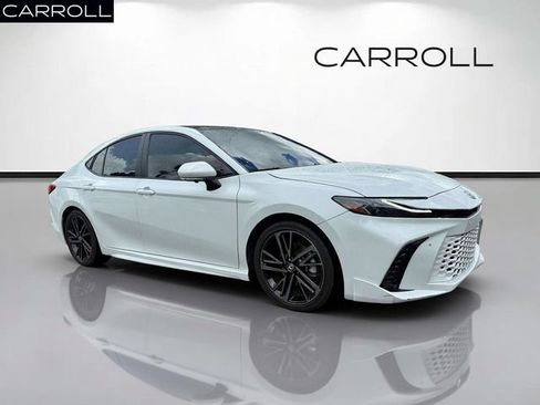 Used 2025 Toyota Camry XSE w/ Premium Plus Package FWD image 1