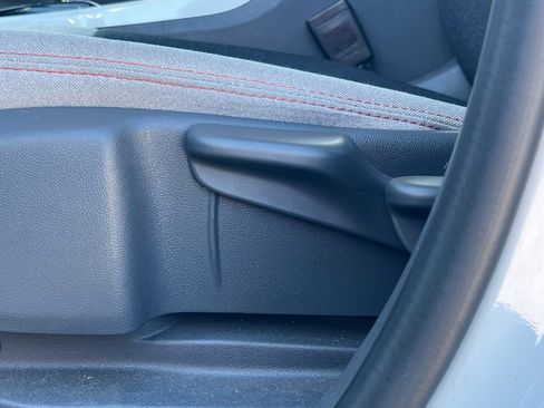 Used 2019 Chevrolet Bolt LT image 23