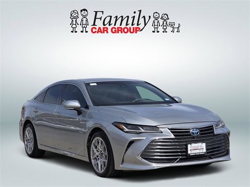 Used 2021 Toyota Avalon Limited w/ Advanced Safety Package image 2