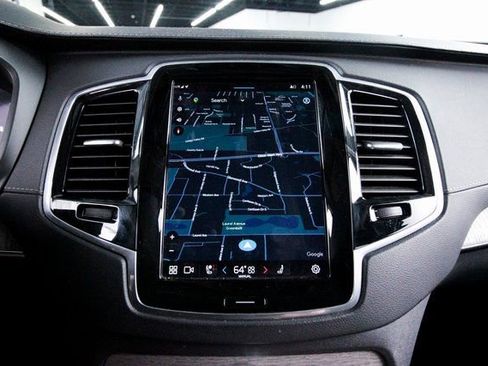 Used 2023 Volvo XC90 B6 Ultimate w/ Protection Package Premier image 15