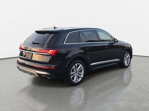 Certified 2025 Audi Q7 2.0T Premium w/ Convenience Package image 5